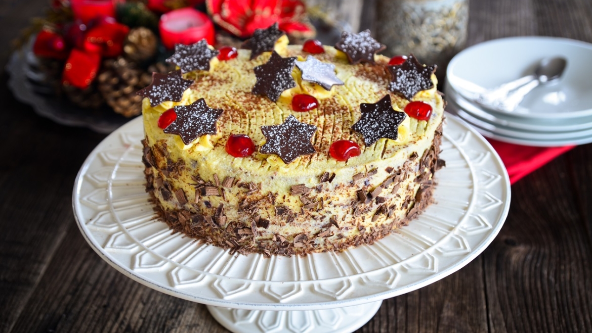 Torta od vanilije s džemom od borovnica